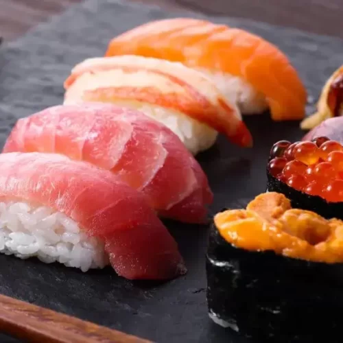 3. Nigiri - にぎり寿司